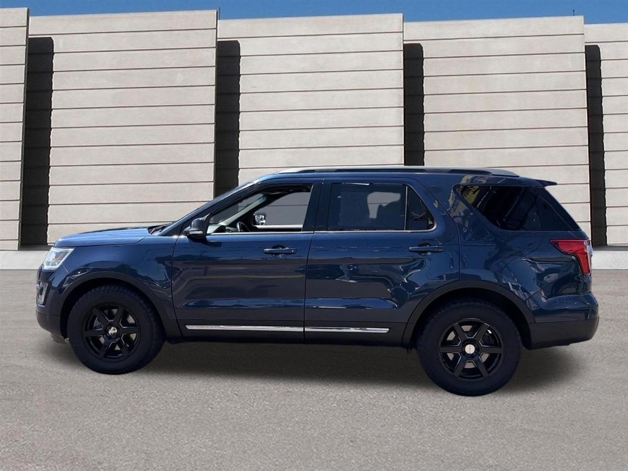 Ford Explorer XLT 4WD 2016