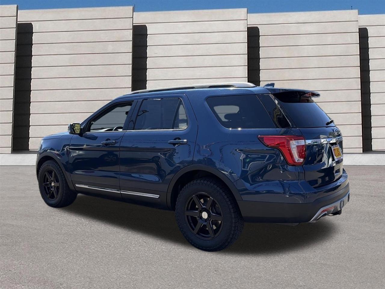 Ford Explorer XLT 4WD 2016