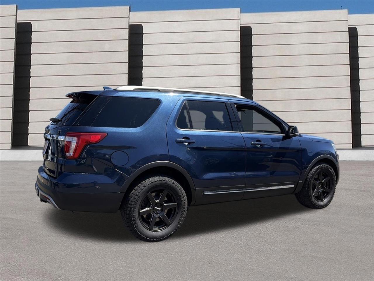 Ford Explorer XLT 4WD 2016