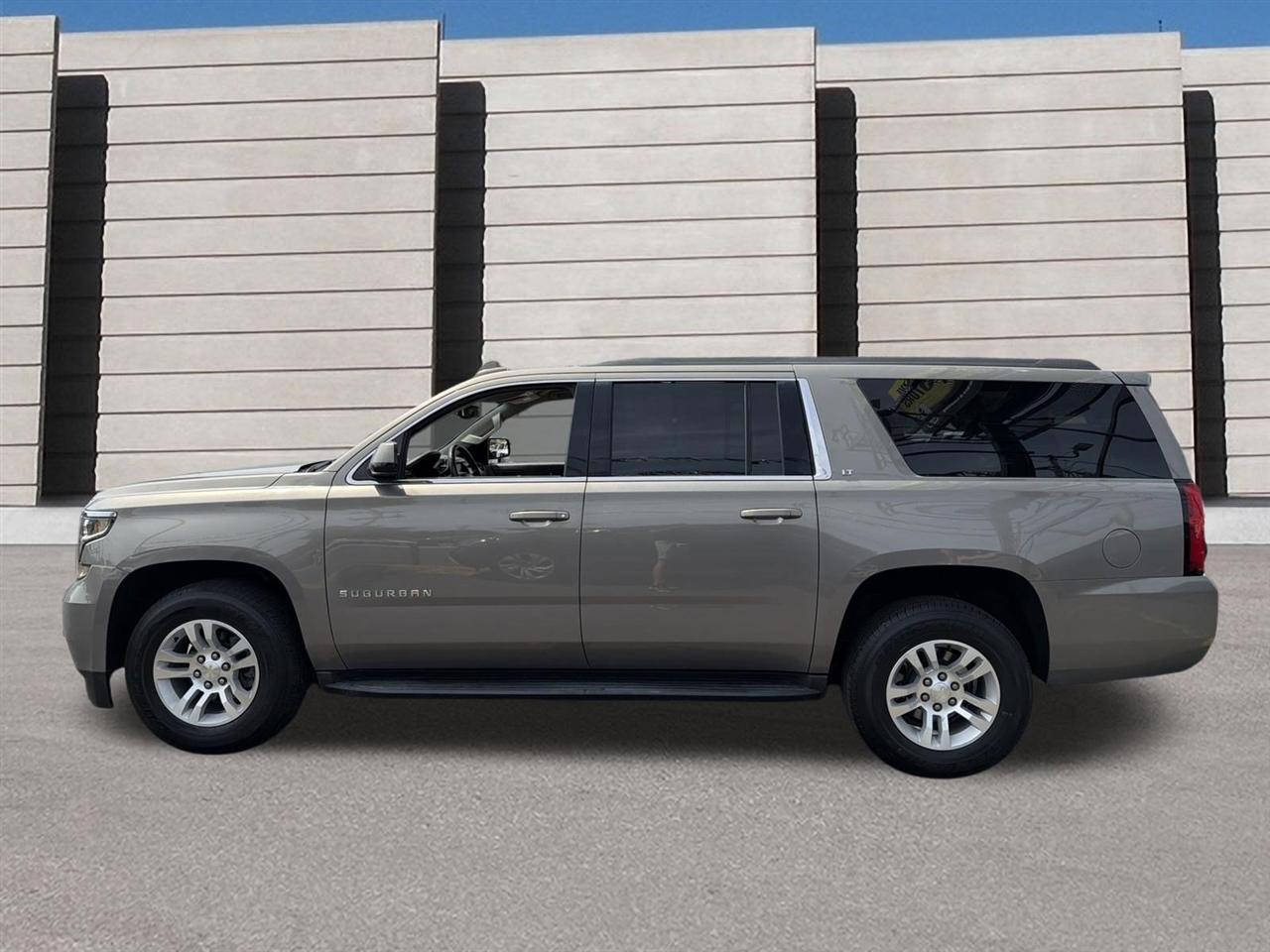 Chevrolet Suburban LT 2WD 2018