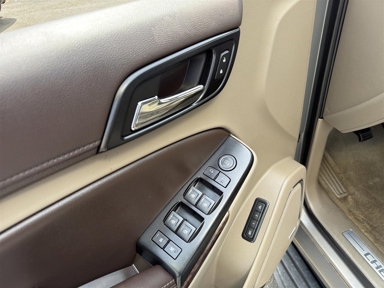 Chevrolet Suburban LT 2WD 2018