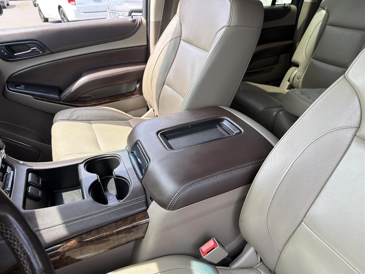 Chevrolet Suburban LT 2WD 2018