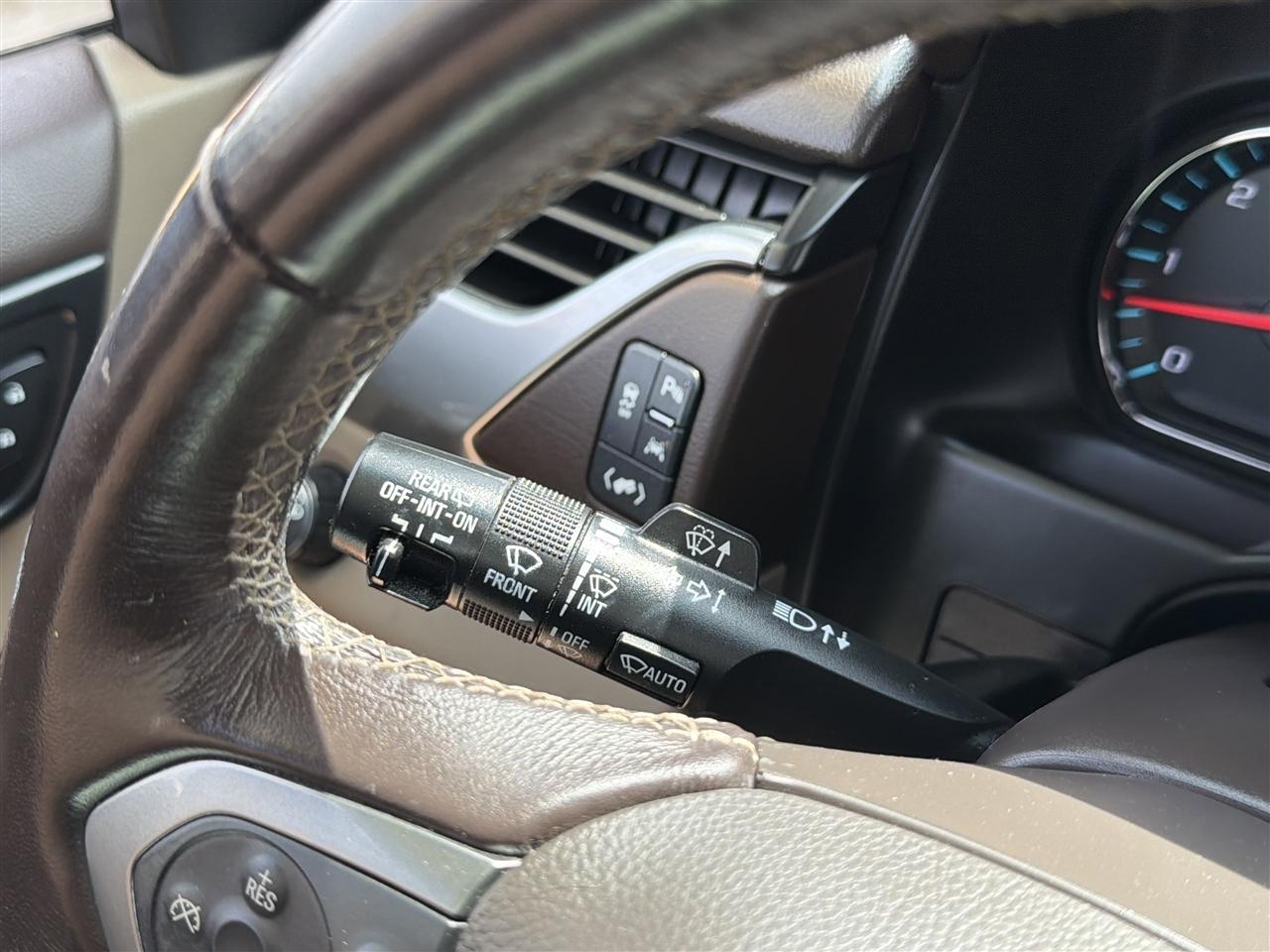 Chevrolet Suburban LT 2WD 2018