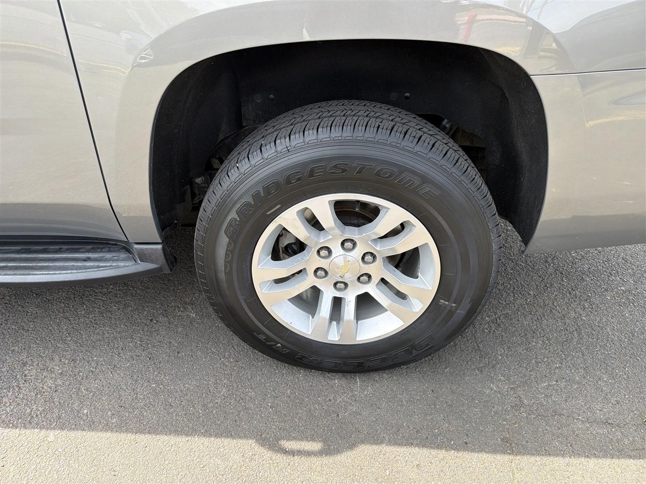 Chevrolet Suburban LT 2WD 2018