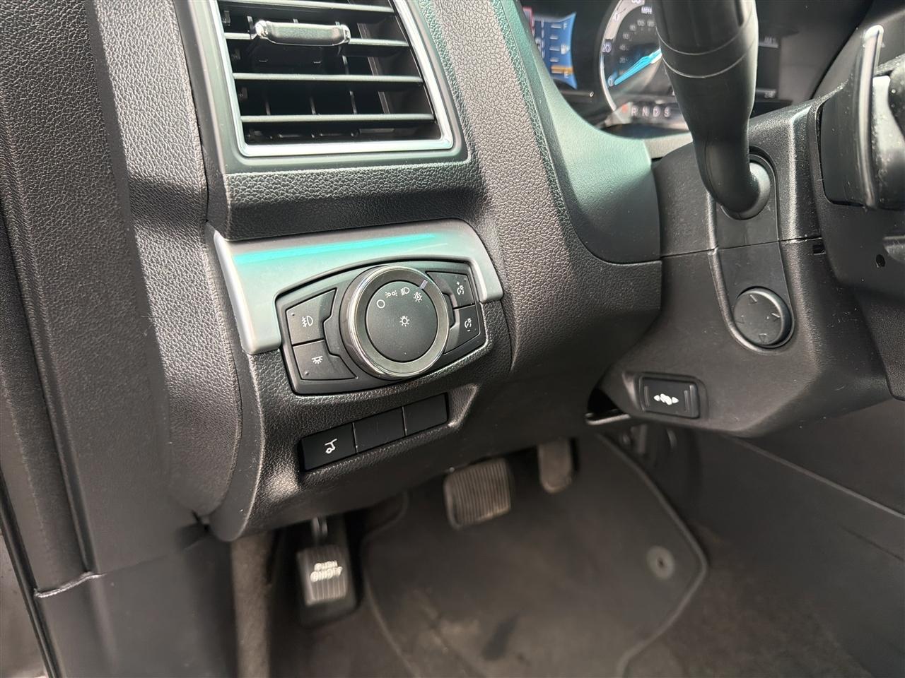 Ford Explorer Limited 4WD 2016
