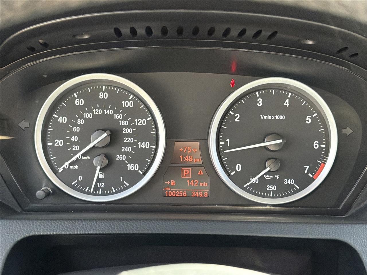BMW 6-Series 650i Coupe 2010