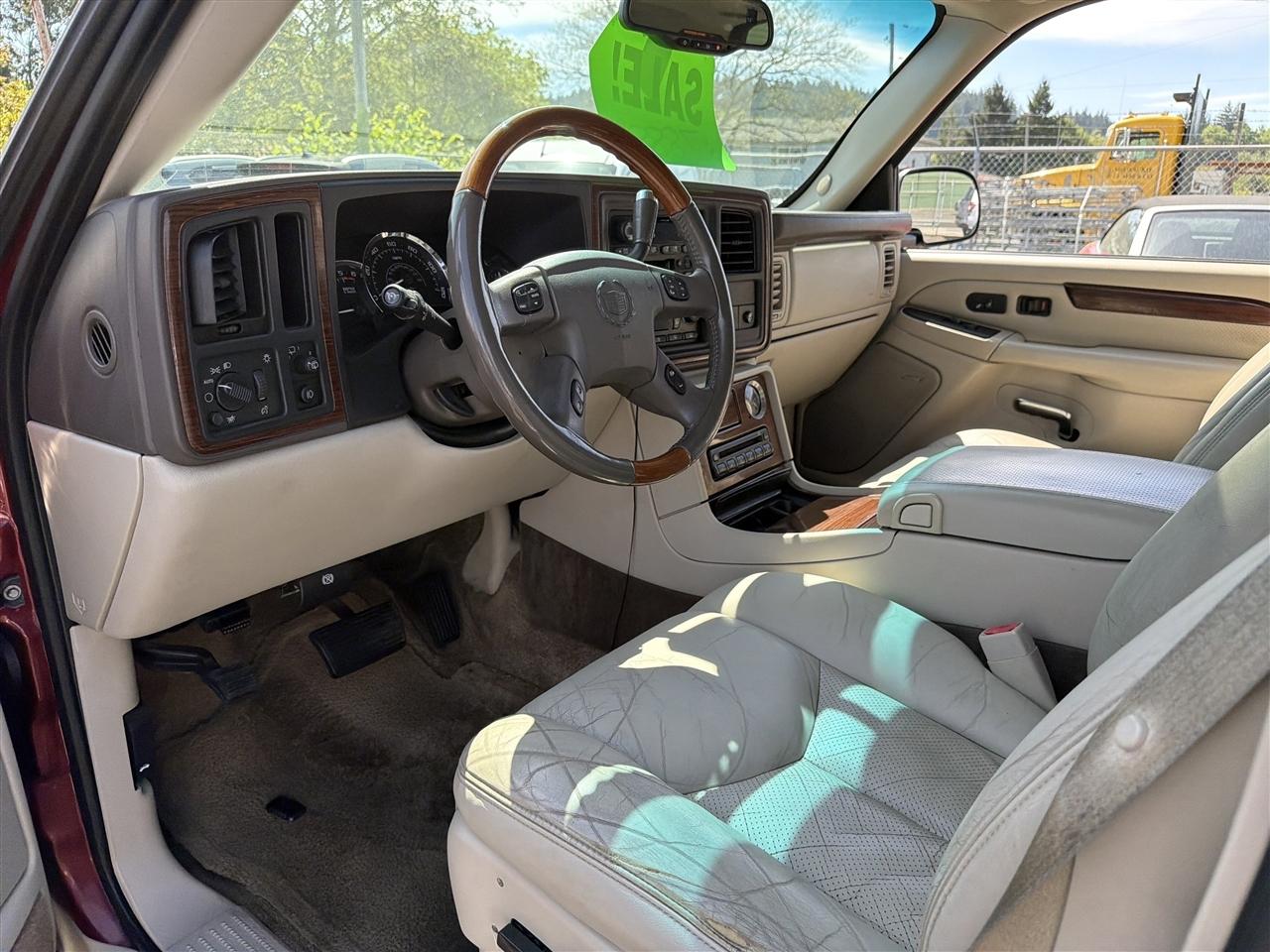 Cadillac Escalade AWD 2003