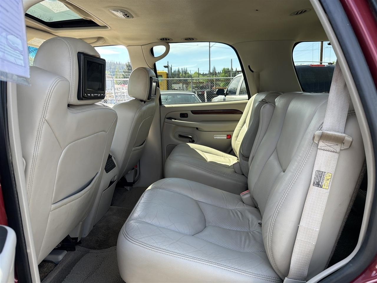 Cadillac Escalade AWD 2003