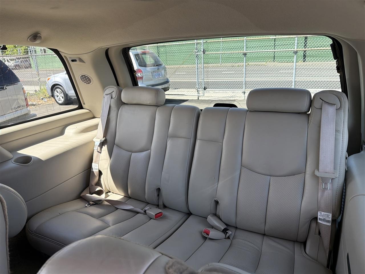 Cadillac Escalade AWD 2003