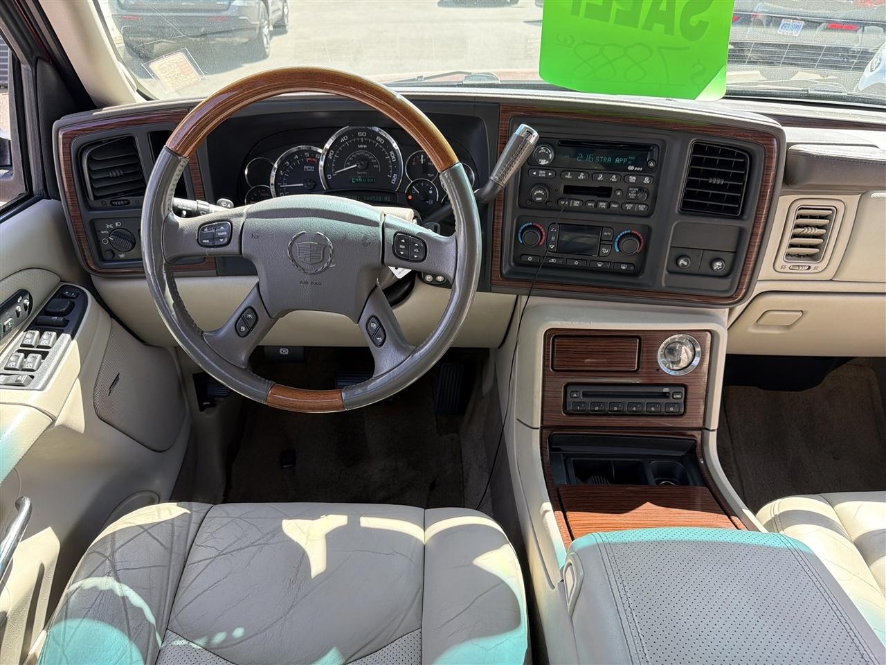 Cadillac Escalade AWD 2003