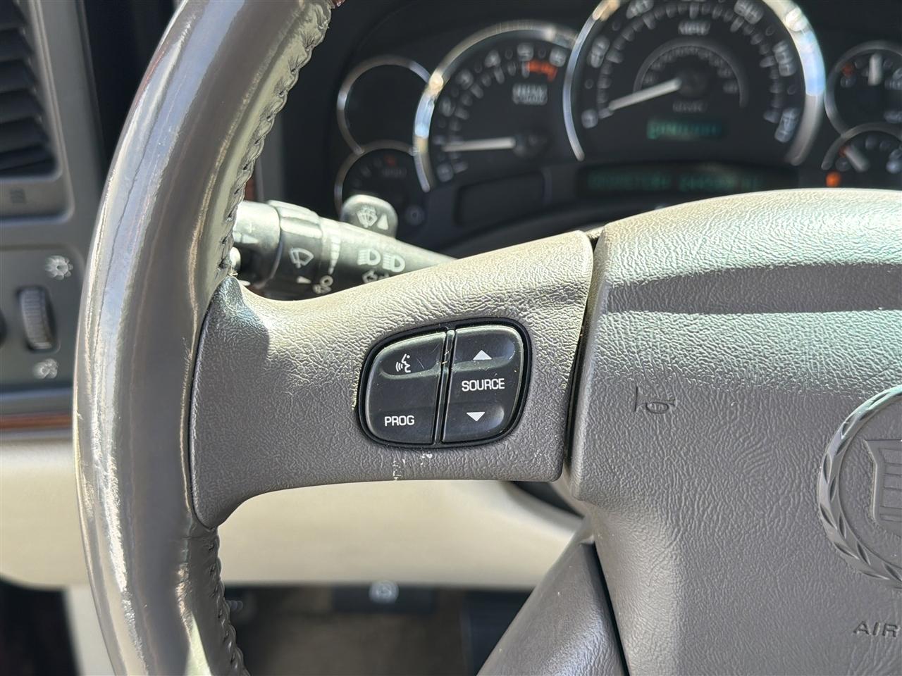 Cadillac Escalade AWD 2003