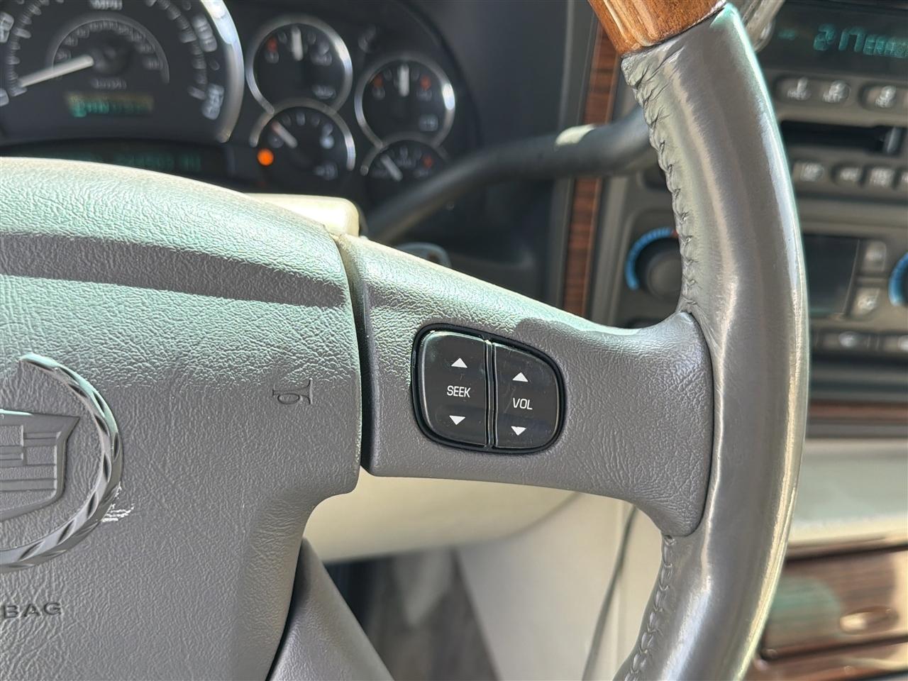 Cadillac Escalade AWD 2003