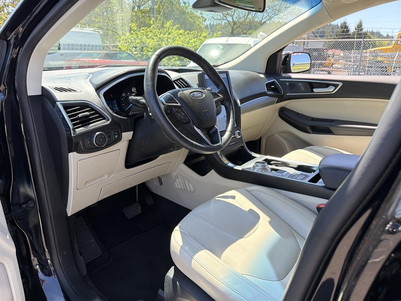 Ford Edge Titanium AWD 2021