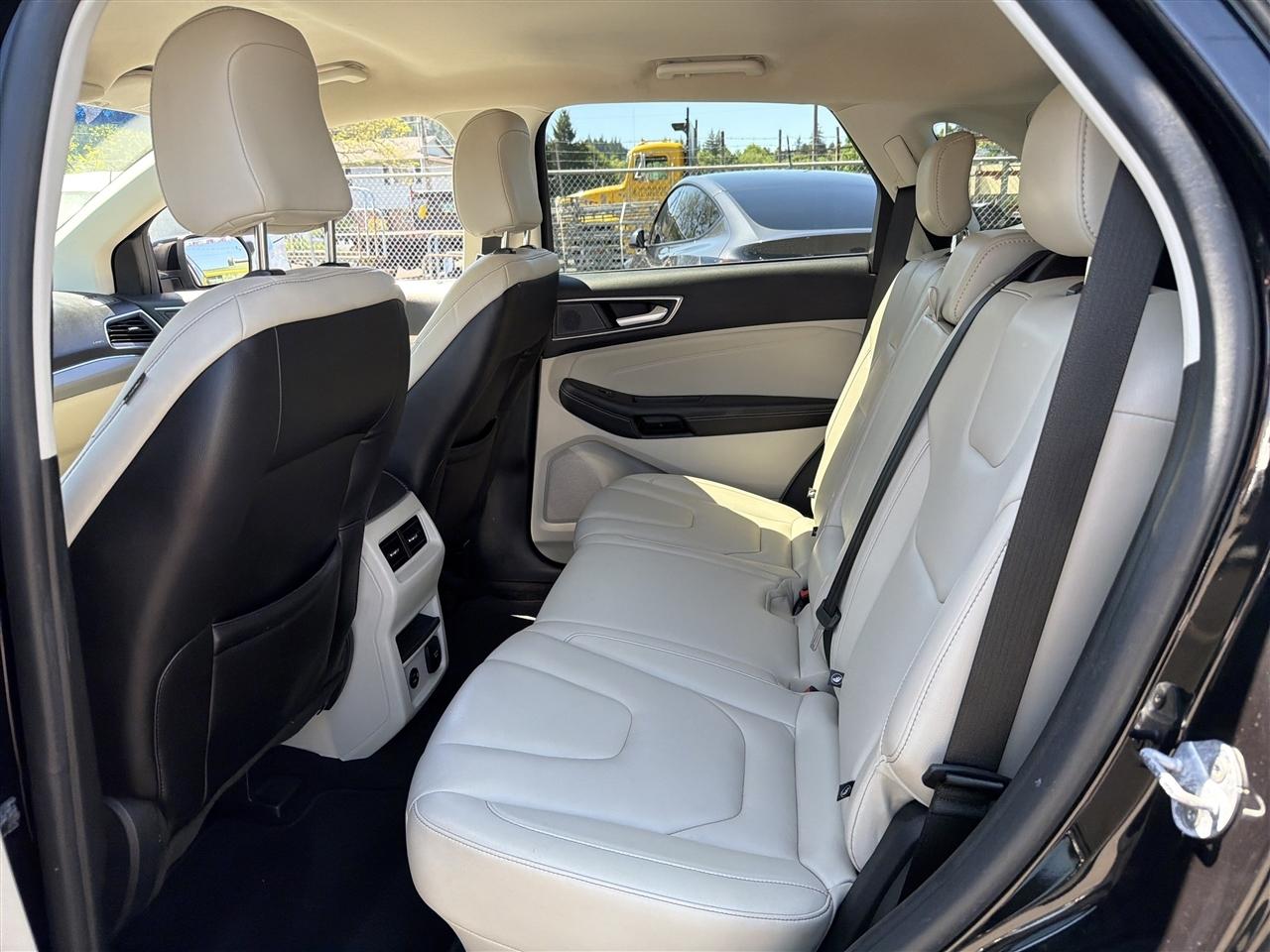 Ford Edge Titanium AWD 2021
