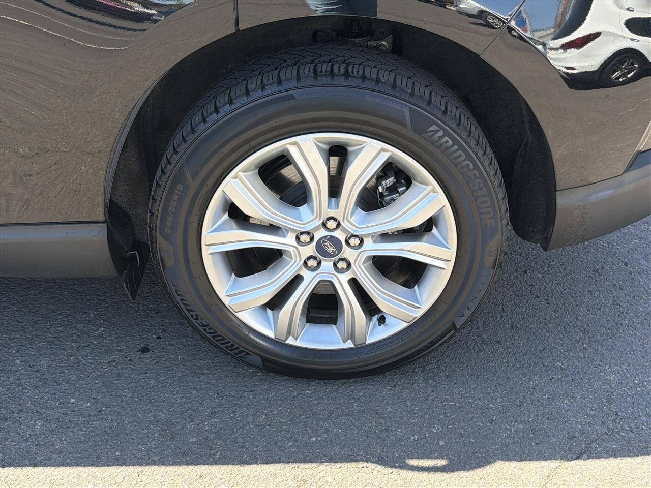 Ford Edge Titanium AWD 2021