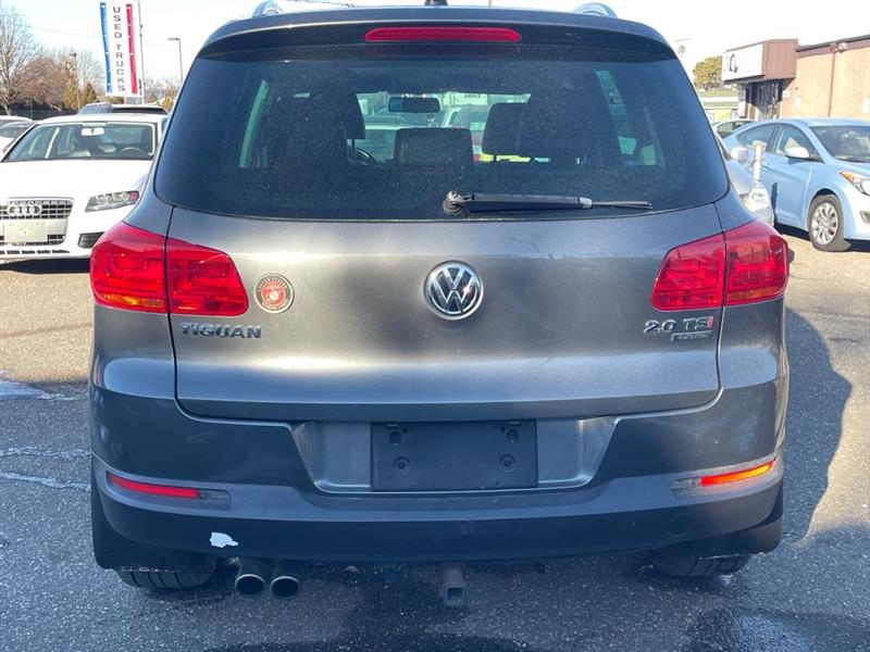 Volkswagen Tiguan SE 4Motion 2014