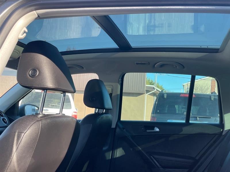 Volkswagen Tiguan SE 4Motion 2014