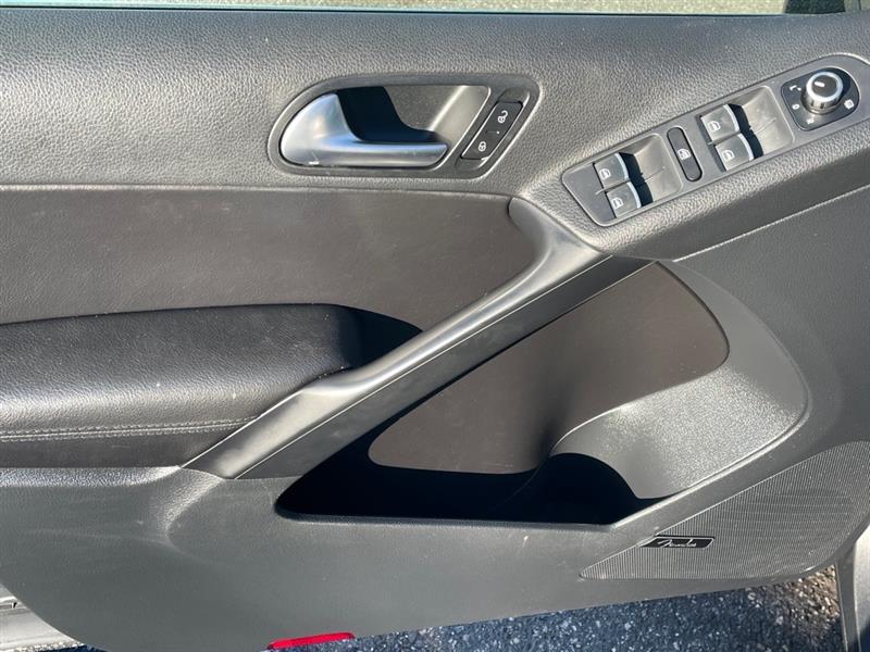 Volkswagen Tiguan SE 4Motion 2014