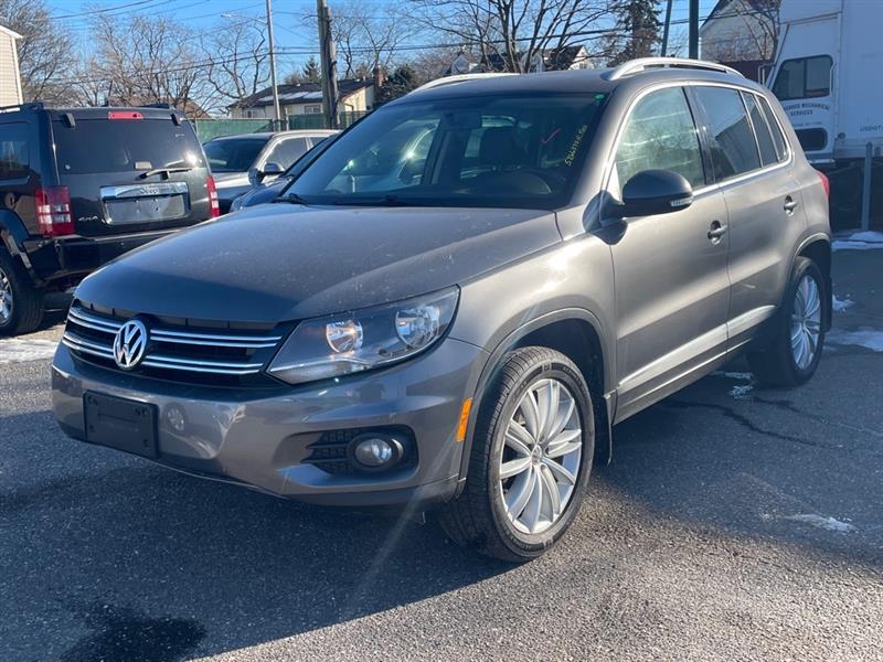 Volkswagen Tiguan SE 4Motion 2014