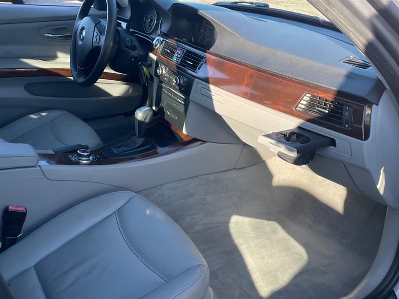 BMW 3-Series 328i xDrive SA 2011 BMW 3-Series 328i xDrive SA 2011