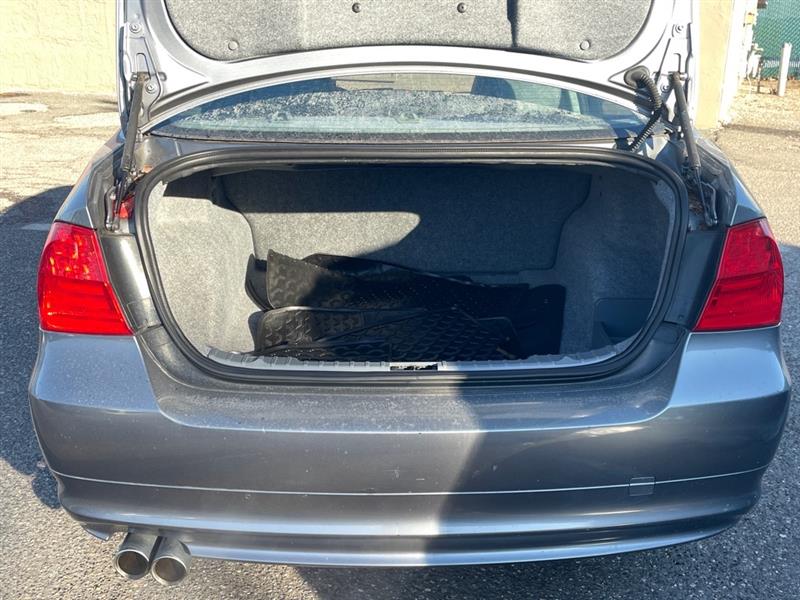 BMW 3-Series 328i xDrive SA 2011 BMW 3-Series 328i xDrive SA 2011