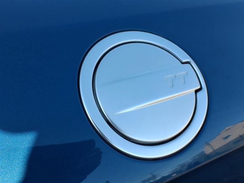 Audi TT 2.0T Roadster with S tronic 2009 Audi TT 2.0T Roadster with S tronic 2009