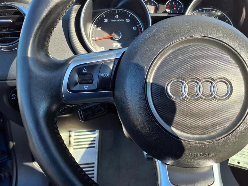 Audi TT 2.0T Roadster with S tronic 2009