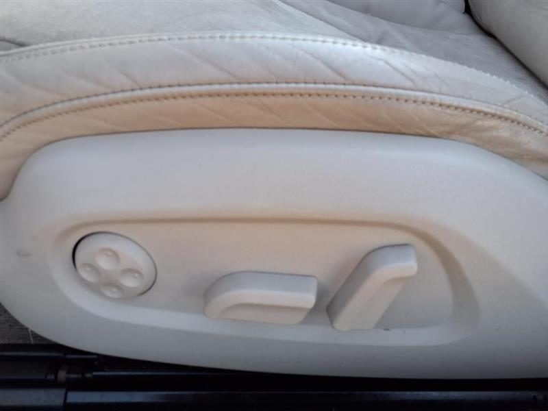 Audi TT 2.0T Roadster with S tronic 2009