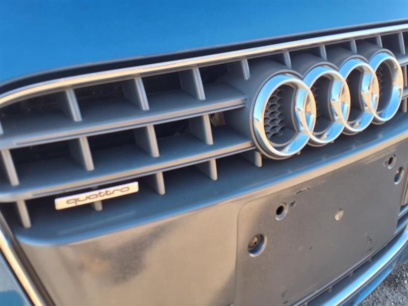 Audi TT 2.0T Roadster with S tronic 2009