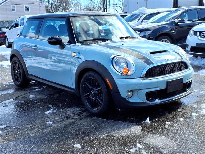 2013 MINI Cooper S's photo