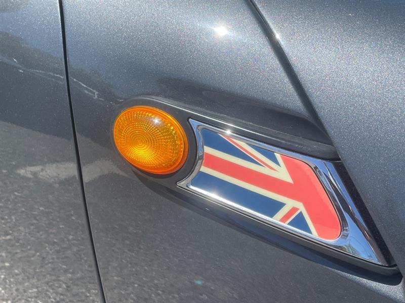 MINI Cooper Base 2009 MINI Cooper Base 2009