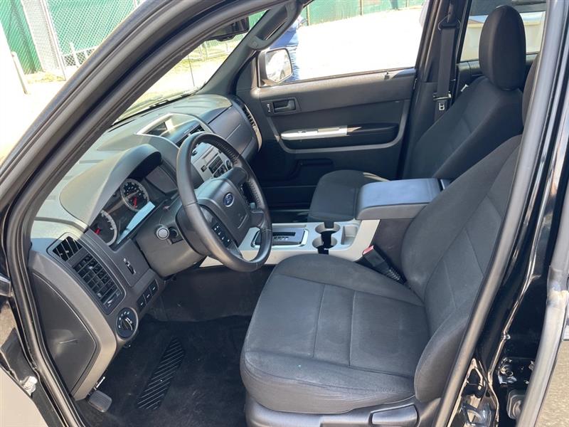 Ford Escape XLT FWD V6 2009 Ford Escape XLT FWD V6 2009