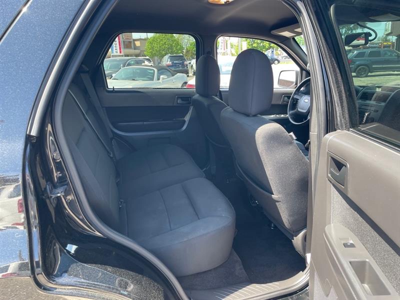 Ford Escape XLT FWD V6 2009 Ford Escape XLT FWD V6 2009
