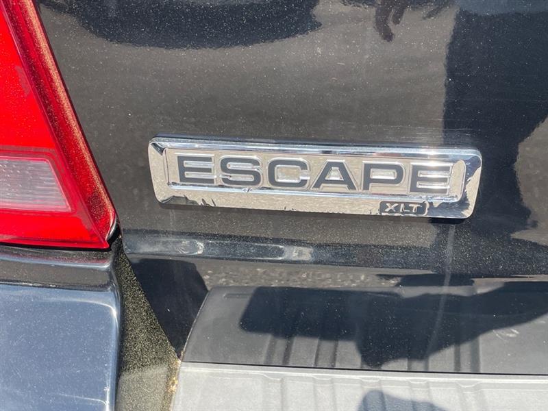 Ford Escape XLT FWD V6 2009