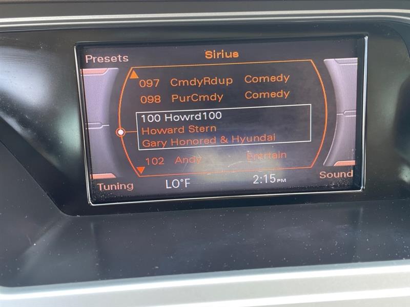 Audi A4 2.0T Sedan quattro Tiptronic 2012