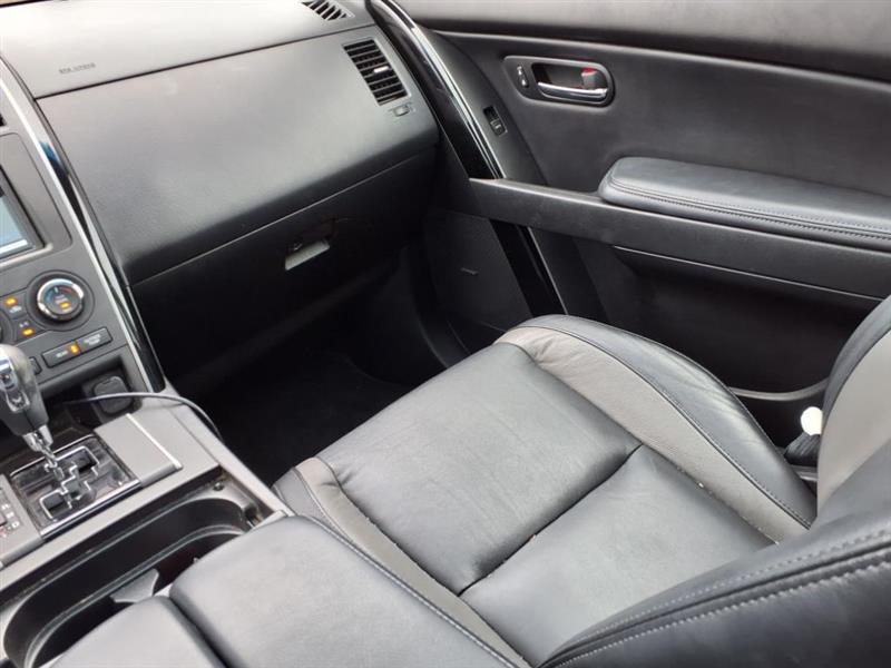 Mazda CX-9 Touring AWD 2011