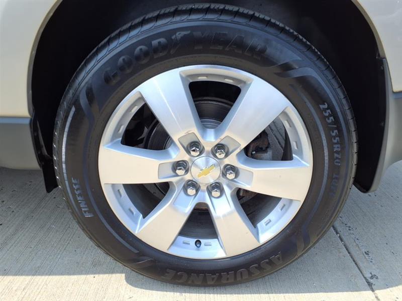 Chevrolet Traverse LT AWD 2012