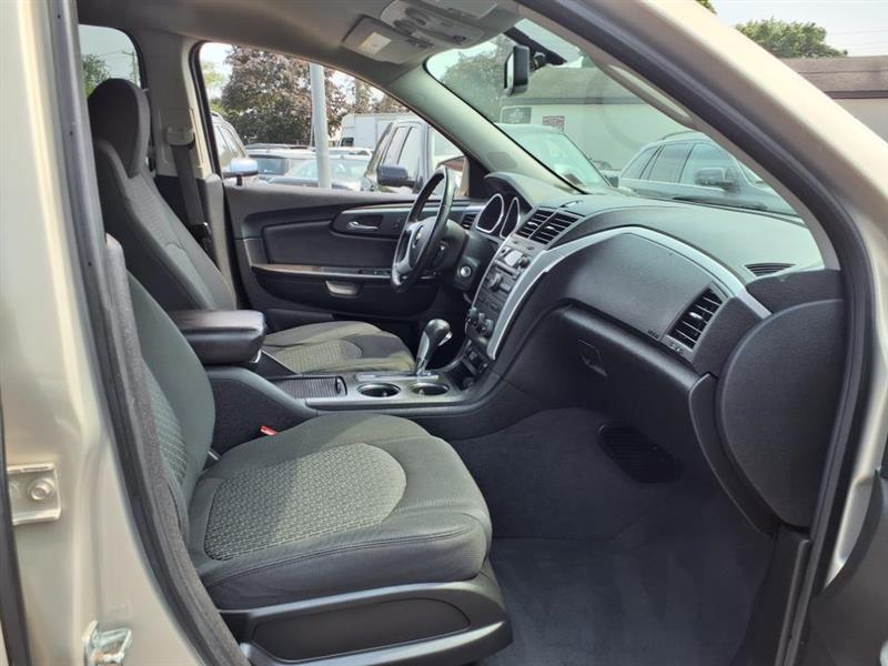 Chevrolet Traverse LT AWD 2012