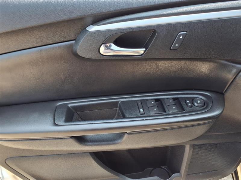 Chevrolet Traverse LT AWD 2012