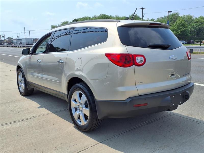 Chevrolet Traverse LT AWD 2012
