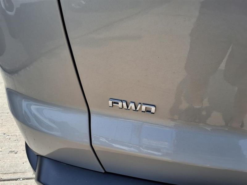 Chevrolet Traverse LT AWD 2012