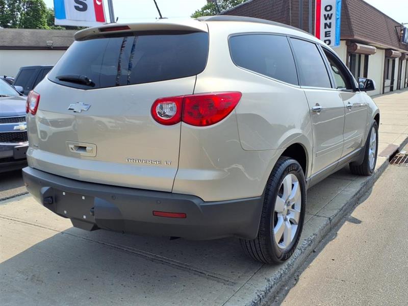 Chevrolet Traverse LT AWD 2012