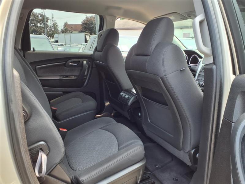 Chevrolet Traverse LT AWD 2012