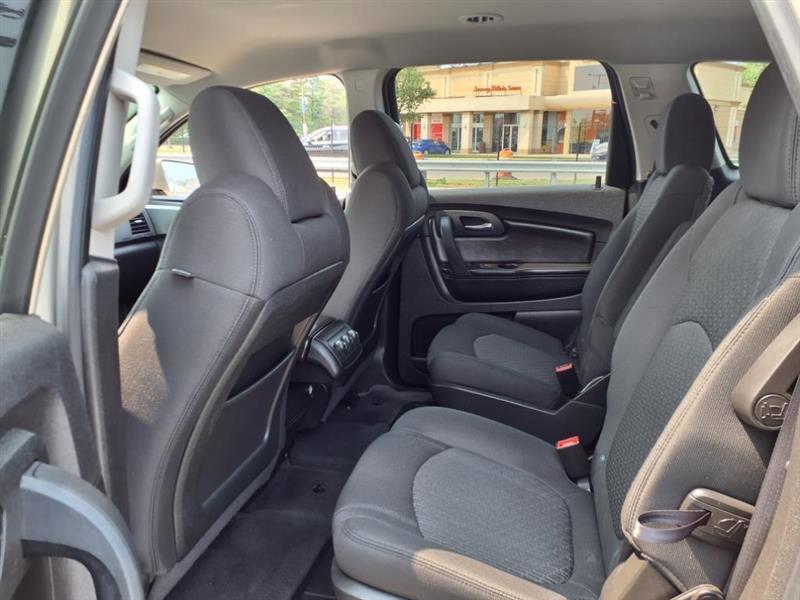 Chevrolet Traverse LT AWD 2012