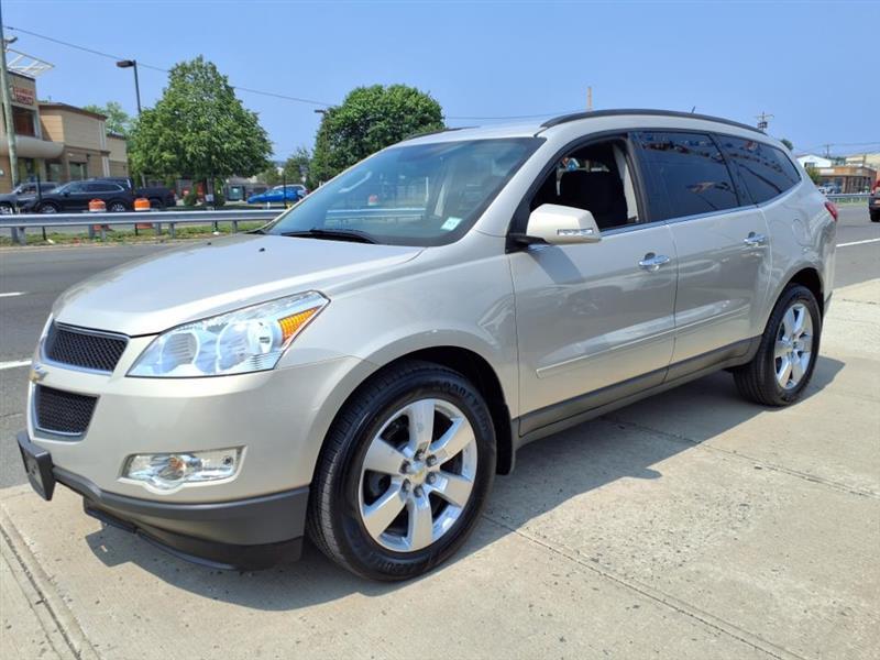 Chevrolet Traverse LT AWD 2012