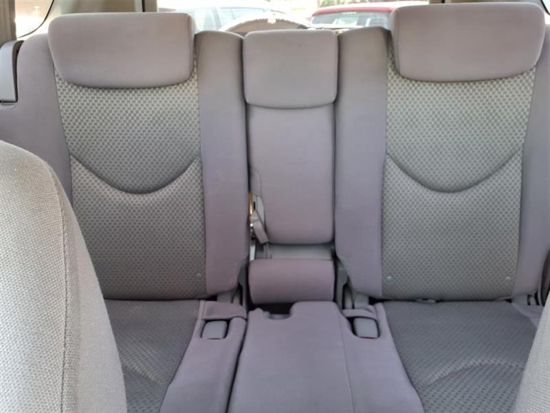 Toyota RAV4 Base I4 4WD 2008