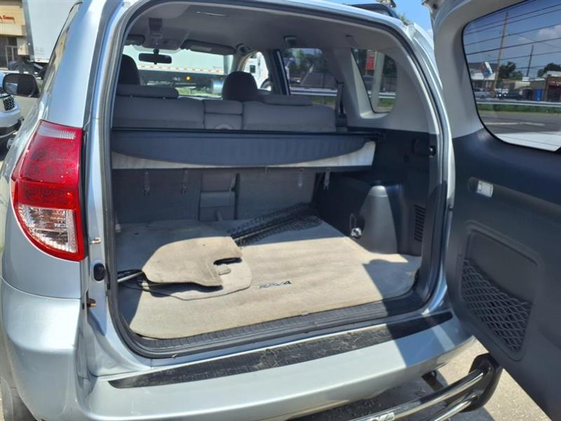 Toyota RAV4 Base I4 4WD 2008