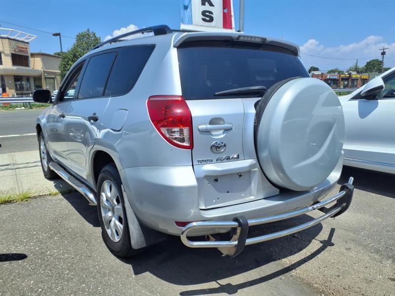 Toyota RAV4 Base I4 4WD 2008