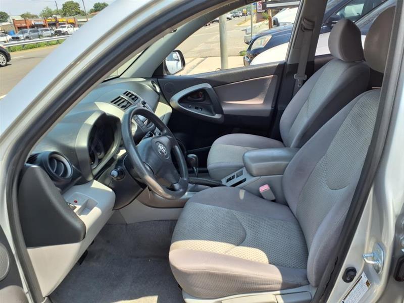 Toyota RAV4 Base I4 4WD 2008