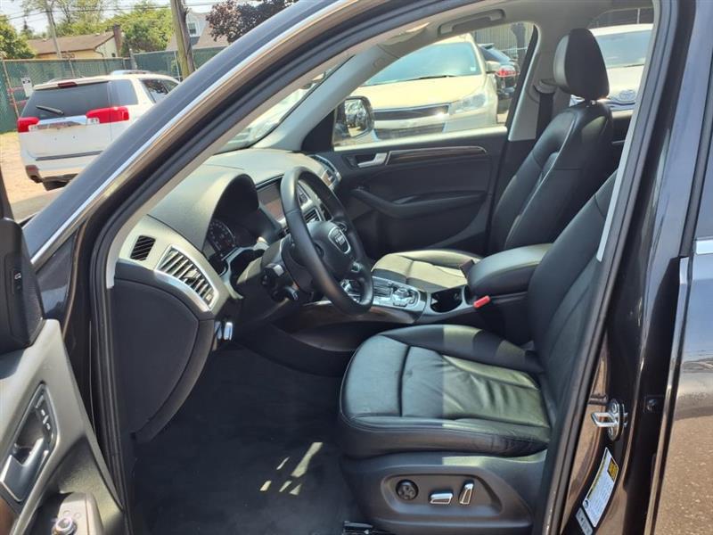 Audi Q5 2.0 quattro Premium 2014 Audi Q5 2.0 quattro Premium 2014